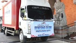 Maknai HUT RI lewat Aksi Kemanusiaan, Polri Bergerak Kirim 44 Truk Bantuan Gempa NTT