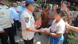 Mendagri Beri Santunan Duka untuk Korban Gempa Nangapanda