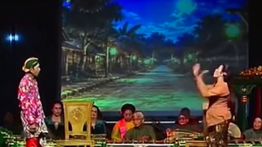 VIDEO: Detik-detik Seniman Ketoprak Jatuh di Atas Panggung, Lalu Meninggal Dunia