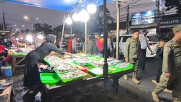 Mulai 31 Agustus, Pedagang Kramat Jati Tak Boleh Lagi Jualan di Trotoar