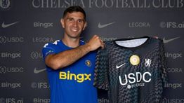 Chelsea Resmi Rekrut Emiliano Martinez dari Aston Villa