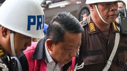 Febrie Adriansyah Dicecar 50 Pertanyaan dalam Pemeriksaan Kejagung
