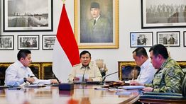 Prabowo Tegas Larang Segala Bentuk Pembakaran Lahan, Termasuk Alasan Kearifan Lokal
