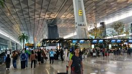 AirNav Buka Lima Bandara Terdampak Abu Vulkanik Anak Krakatau