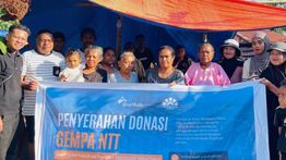 Biru Muda Project Salurkan Bantuan Logistik untuk 163 KK Terdampak Bencana di NTT