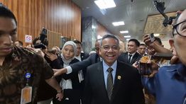 Suahasil Bungkam Dicecar Rotasi Pegawai Bea Cukai hingga Gebrakan Menkeu Baru