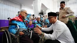 Kemenhaj Hapus Lunas Tunda Ganti, Antrean Haji Khusus Wajib Sesuai Nomor Porsi