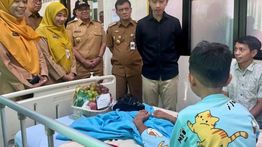 Gibran Minta Maaf ke Korban Dugaan Keracunan MBG di Batang