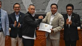 Menhub Usul Sanksi ODOL Tak Hanya untuk Pengemudi