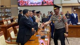 Aklamasi! DPR Setujui Suyudi jadi Kapolri Pengganti Sigit