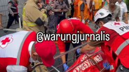 VIDEO: Kebakaran Hantam Rumah di Pulogadung, Dua Lansia Tewas Terjebak