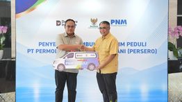 Perluas Akses Kesehatan, PNM Bersama BAZNAS Kembali Salurkan Ambulans PNM Peduli ke Berbagai Daerah
