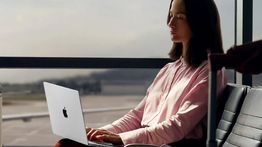 Apple Dikabarkan Rilis MacBook Layar Sentuh pada 27 Oktober 2026