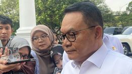 Respons Menko Dudung Soal Asap Karhutla yang Disebut Ganggu Negara Tetangga
