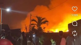 Gudang Serbuk Kayu Kebakaran, 2 Rumah dan 1 Truk Hangus