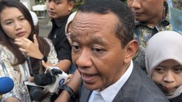 Ada Antrean BBM di Bali, Bahlil Sebut Stok Nasional Cukup untuk 16-18 Hari