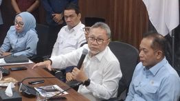 Zulhas Targetkan 8.000 Koperasi Merah Putih Terisi Barang Kebutuhan Pokok hingga Akhir Oktober