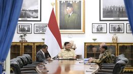 Prabowo Terima Laporan Tentang Penguatan Tata Kelola Migas dan Peningkatan Layanan Energi dari Bahlil