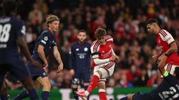 Calvin Verdonk Debut di Liga Champions saat Lille Kalah 0-3 dari Arsenal