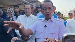 Bahlil Nilai Pergantian Dirut PLN sebagai Keputusan Korporasi Wajar
