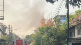 Kebakaran Hantam Rumah Warga di Mangga Besar