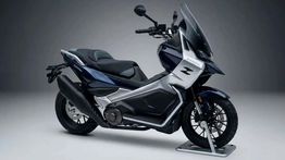 ZXMoto Bikin Skuter Petualang 250cc, Mesinnya Twin-Cylinder dan Fitur Melimpah