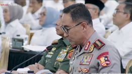 Kapolri Ungkap 243 Orang dan 13 Korporasi sebagai Tersangka Kasus Karhutla