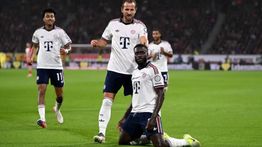 Bayern Munchen Geser Dortmund Usai Bungkam Freiburg 3-1