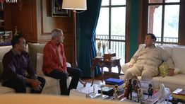 Prabowo Terima Menlu Singapura Vivian Balakrishnan di Hambalang