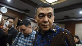 Silmy Karim Didakwa Terima Gratifikasi Berbentuk Uang Tunai dan Saham Senilai Rp33,94 M