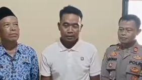 Pelaku yang melakukan pemalakan di kawasan sisata Curug Ciburial Bogor akhirnya diringkus polisi.