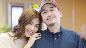 Isu masalah rumah tangga yang terjadi pada pasangan Ruben Onsu dan Sarwendah Tan seperti tidak menemukan titik tengah. Karena itu, baru-baru ini Ruben Onsu telah resmi mendaftarkan gugatan perceraian terhadap sang istri, Sarwendah. 