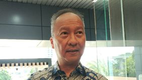 Menteri Perindustrian (Menperin) Agus Gumiwang Kartasasmita buka suara terkait tutupnya pabrik sepatu Bata di Purwakarta, Jawa Barat.