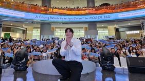 Ji Chang Wook sukses dibuat terkejut dengan antusias para penggemarnya di acara Fansign in Event Korea 360'.