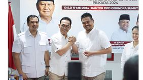 Wali Kota Medan Bobby Nasution mengumumkan bahwa dirinya telah resmi menjadi kader dari Partai Gerindra pada Senin, 20 Mei 2024. Menantu Presiden Joko Widodo (Jokowi) itu langsung menerima kartu tanda anggota (KTA) Partai Gerindra. 