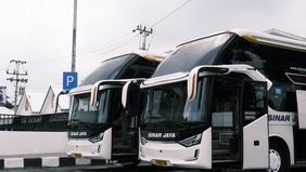 Direktorat jenderal Perhubungan Darat Kementerian Perhubungan (Kemenhub) melakukan pengawasan terhadap kelaikan jalan bus pariwisata bersama Korlantas Polri dan Dinas Perhubungan Kabupaten/Kota.