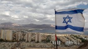 Ben-Gvir menyatakan kepada Israeli Army Radio bahwa warga Israel akan mengadakan pawai yang direncanakan melalui Muslim Quarter dan Gerbang Damaskus di Kota Tua, Yerusalem Timur.