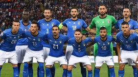 Timnas Italia mendominasi jalannya pertandingan, tapi gagal mencetak gol ke gawang lawan. 
