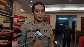 Brigjen Pol Indra Jafar baru-baru ini menjadi sorotan imbas kasus pembunuhan Vina Cirebon dan sang kekasih yang bernama Muhammad Rizky alias Eky. Kasus pembunuhan yang terjadi tahun 2016 itu bahkan sudah menjadi film layar lebar sehingga publik menyo