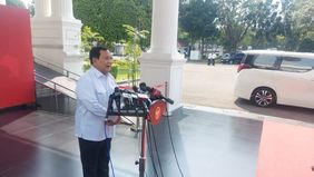 Presiden Joko Widodo memerintahkan Menteri Pertahanan Prabowo Subianto untuk mengirimkan tenaga medis dan memfasilitasi penyediaan rumah sakit di Gaza, Palestina.