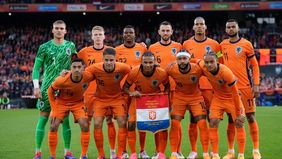 Satu gol Belanda dianulir wasit setelah melihat VAR.