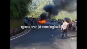 Kericuhan terjadi di kawasan wisata Puncak, Jawa Barat, pada Senin, 24 Juni 2024 pagi.