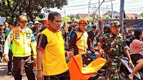 Seorang pria tanpa identitas tewas usai tertabrak Kereta Rel Listrik (KRL) Commuter Line di dekat Gang H Hadi, Poris Plawad, Cipondoh, Kota Tangerang, Minggu, 23 Juni 2024.