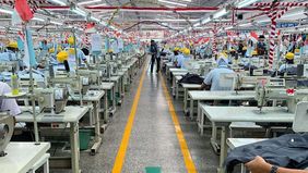 Raksasa industri tekstil PT Sri Rejeni Isman Tbk (SRIL) atau Sritex telah melakukan pemutusan hubungan kerja atau PHK kepada 3.000 karyawannya.