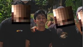 Ketua pelaksana Lentera Festival yang digelar di Tangerang beberapa hari lalu dan berakhir dengan kericuhan di kalangan penonton, berhasil diringkus oleh pihak kepolisian.