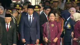 Jokowi menjadi inspektur upacara dalam kesempatan itu 