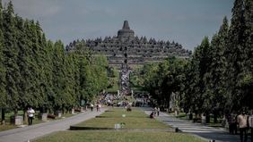 Di Indonesia, study tour atau perjalanan wisata edukasi ini dilakukan dengan mengunjungi destinasi-destinasi wisata yang berkaitan dengan mata pelajaran di sekolah, seperti wisata sejarah, budaya, hingga sains. Menariknya, setiap daerah memiliki bera
