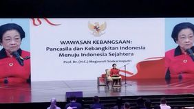 Megawati mengkritik kebijakan tambang pemerintah.