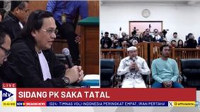 Dedi mengaku kagum dengan Saka Tatal. Karena setelah bebas dari penjara, dia menggugat pada negara bahwa dia tidak bersalah.