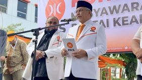 PKS menjalin hubungan dengan Prabowo sejak Pilpres 2014 dan juga Pilpres 2019.